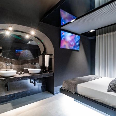 4 Suites " Unconventional Living Rooms " CTA Exteriér fotografie