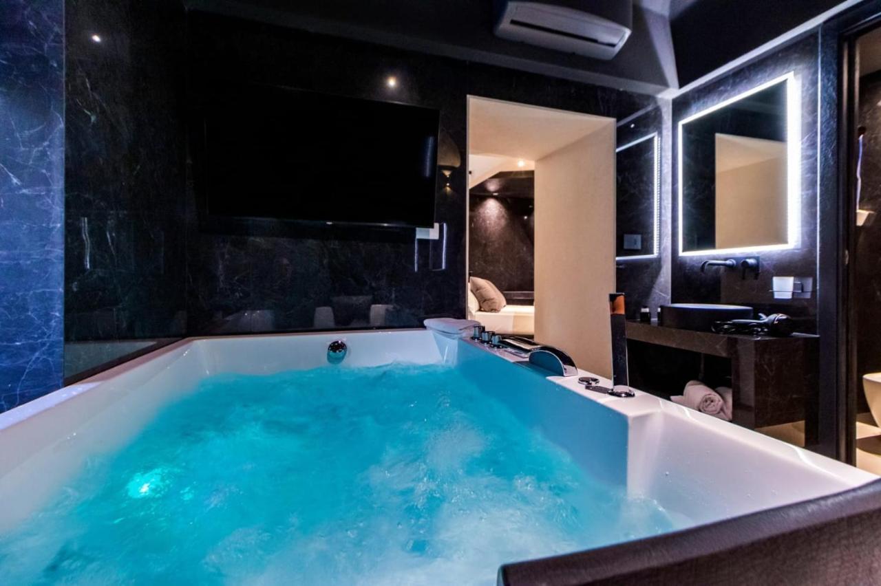 4 Suites " Unconventional Living Rooms " CTA Exteriér fotografie