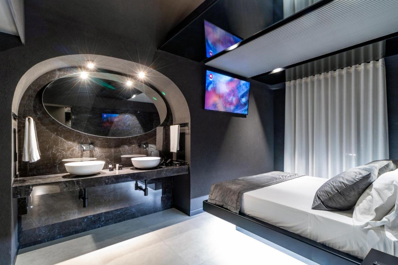4 Suites " Unconventional Living Rooms " CTA Exteriér fotografie
