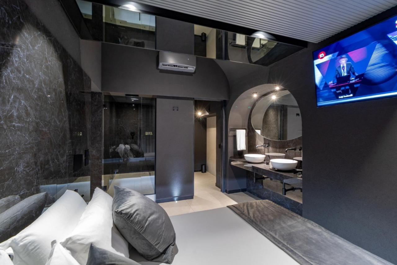 4 Suites " Unconventional Living Rooms " CTA Exteriér fotografie