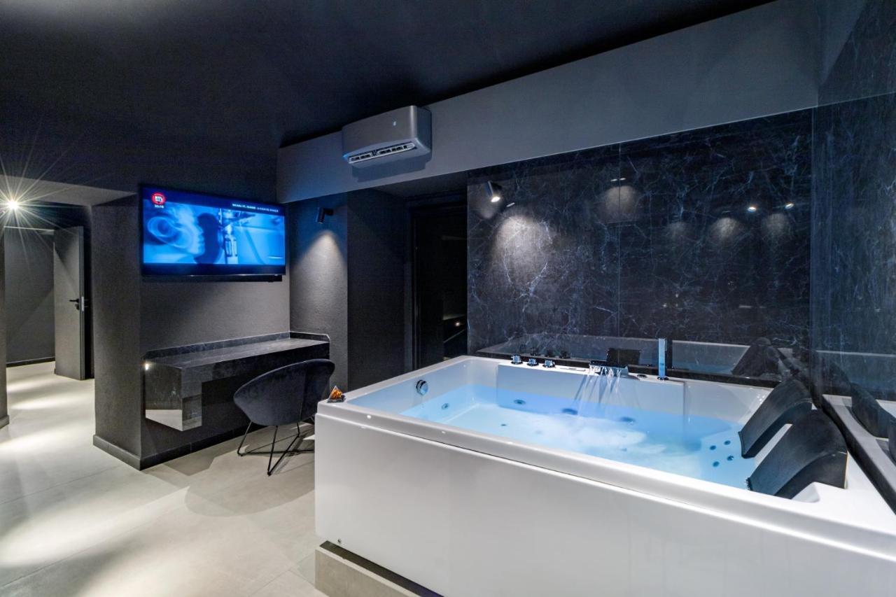 4 Suites " Unconventional Living Rooms " CTA Exteriér fotografie