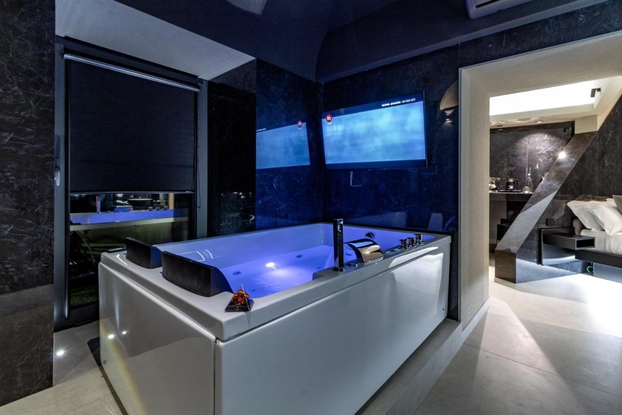 4 Suites " Unconventional Living Rooms " CTA Exteriér fotografie