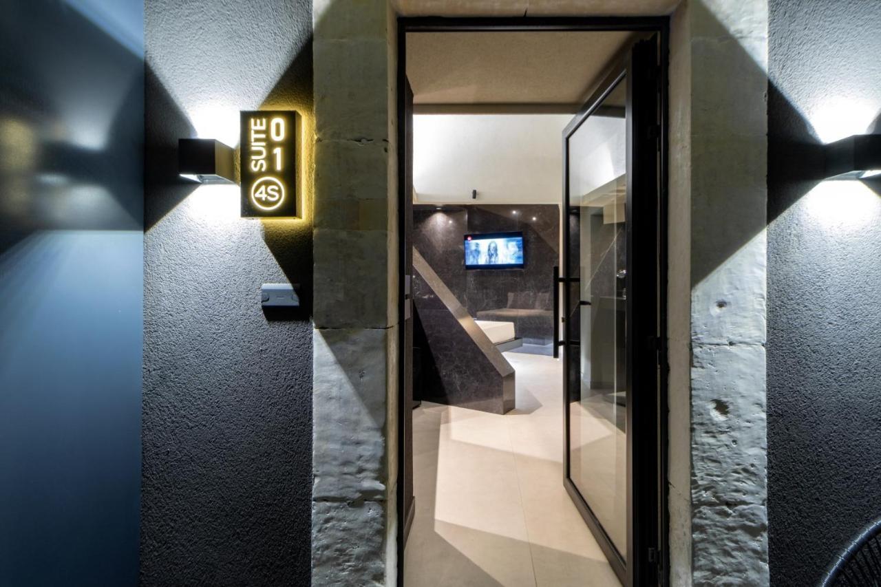 4 Suites " Unconventional Living Rooms " CTA Exteriér fotografie