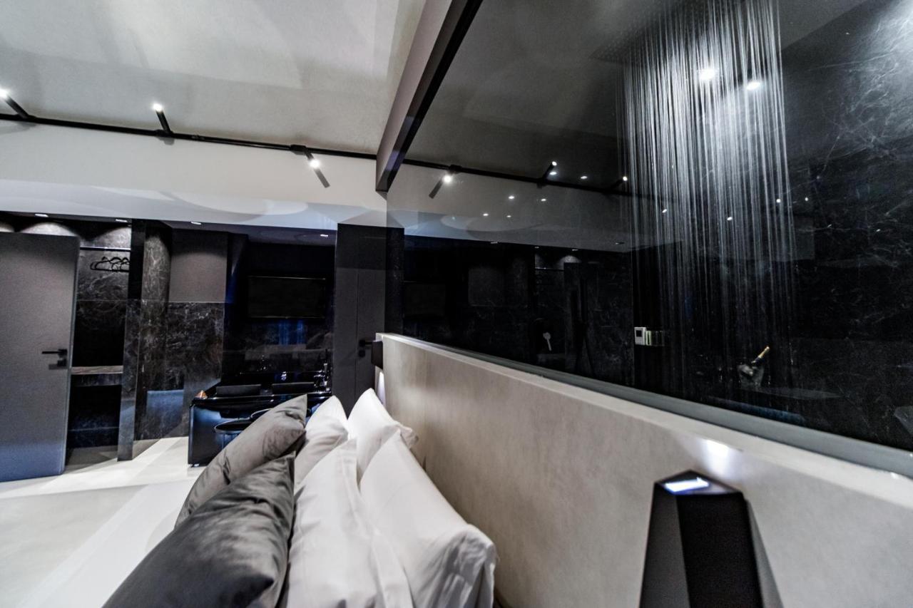 4 Suites " Unconventional Living Rooms " CTA Exteriér fotografie
